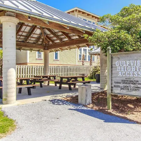 Robbins Nest - Near Gulf Place Along Scenic 30A